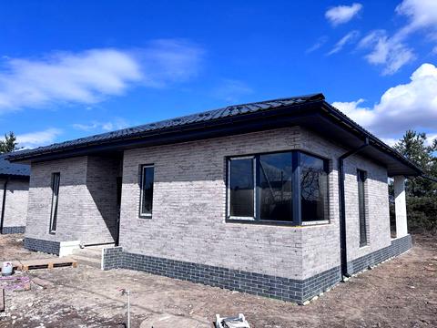 будинок за адресою Весела