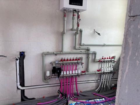 будинок за адресою Весела