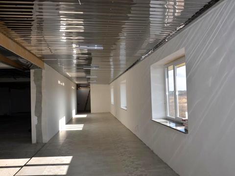 комерційна за адресою Лугова, 1