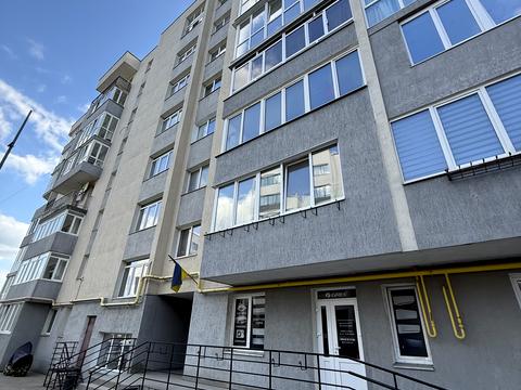 комерційна за адресою Бережанська вул., 18