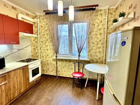 квартира по адресу Академика Ефремова ул. (Командарма Уборевича), 18