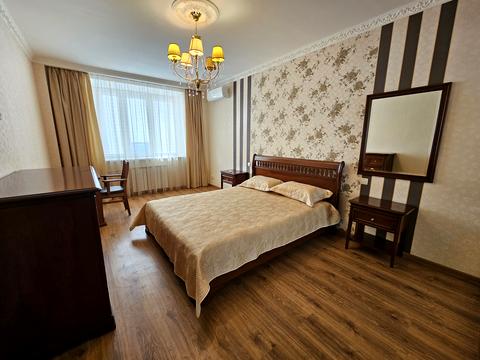 квартира по адресу Дружбы Народов ул., 228а