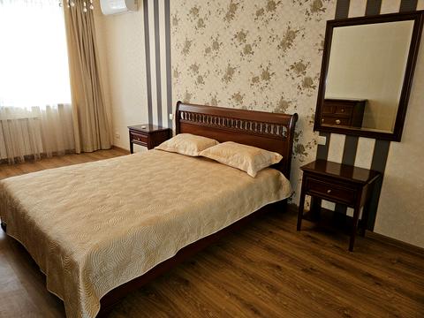 квартира по адресу Дружбы Народов ул., 228а