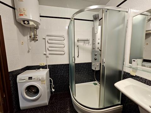 квартира по адресу Дружбы Народов ул., 228а