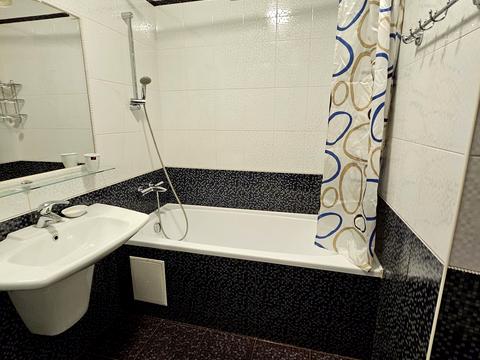 квартира по адресу Дружбы Народов ул., 228а