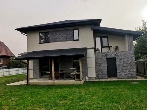 дом по адресу центральна