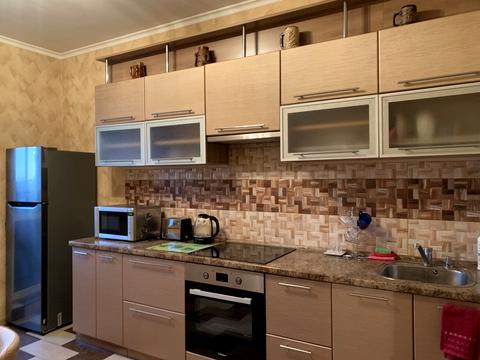 квартира за адресою Героїв полку "Азов" вул. (Маршала Малиновського), 8