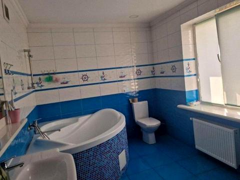 будинок за адресою Дніпровська вул. (Калініна)