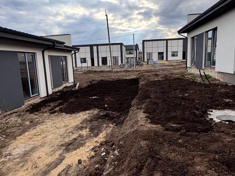 будинок за адресою Успішна