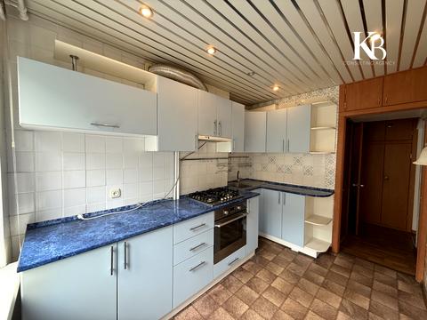 квартира за адресою Юрія Кондратюка вул. (Комунарівська), 5