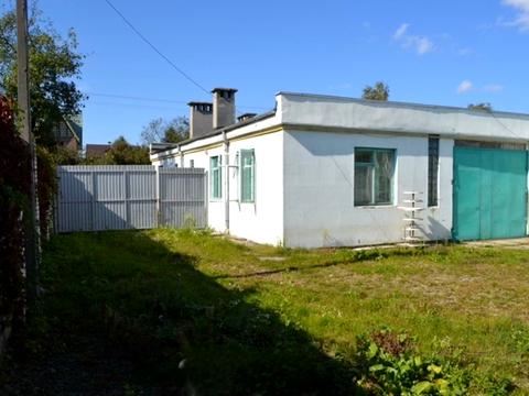 комерційна за адресою Польова вул., 9