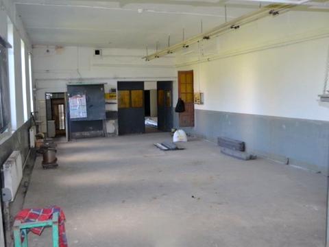 комерційна за адресою Польова вул., 9