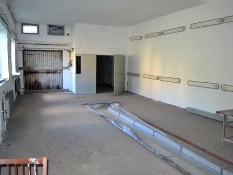 комерційна за адресою Польова вул., 9