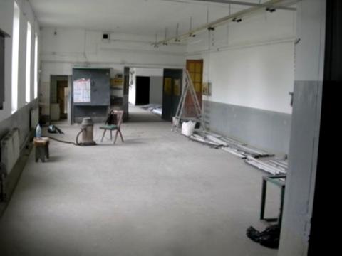 комерційна за адресою Польова вул., 9