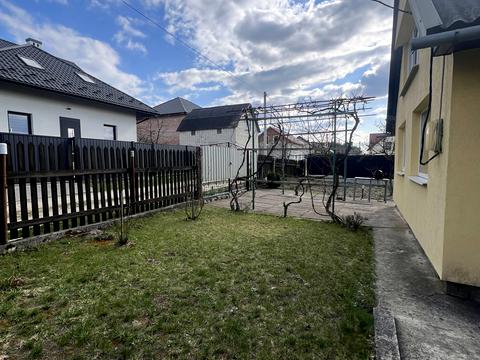 будинок за адресою Центральна, 71