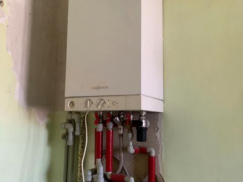 комерційна за адресою Польова вул., 9