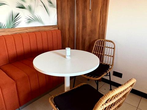 комерційна за адресою Академіка Андрія Сахарова вул., 80а