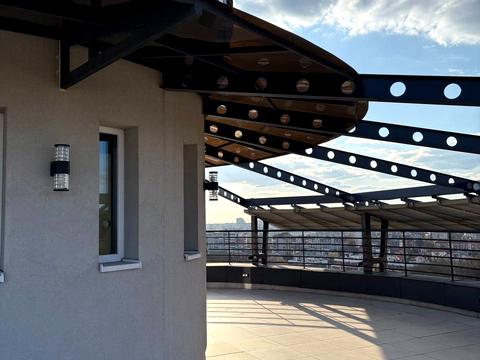 комерційна за адресою Академіка Андрія Сахарова вул., 80а