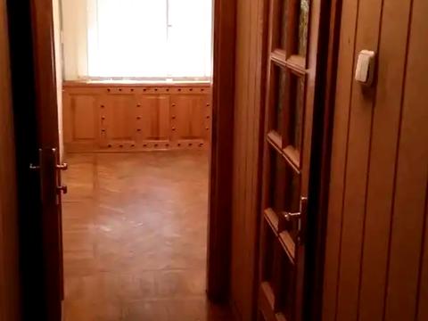 комерційна за адресою Дмитра Яворницького просп. (Карла Маркса), 115