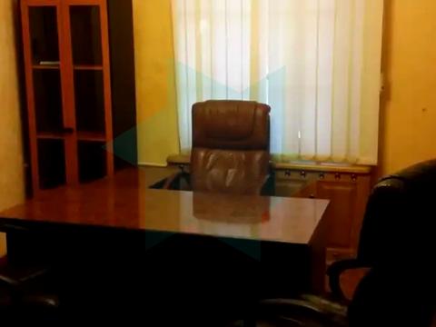 комерційна за адресою Дмитра Яворницького просп. (Карла Маркса), 115