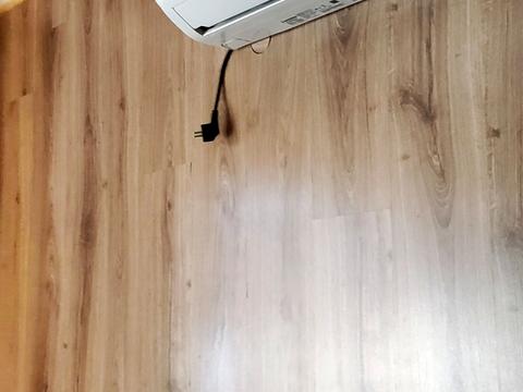 комерційна за адресою Дмитра Яворницького просп. (Карла Маркса), 115