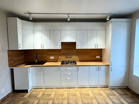 квартира за адресою Приозерна вул., 42