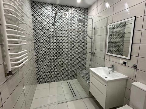 квартира за адресою Приозерна вул., 42