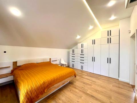 дом по адресу Хрещатик