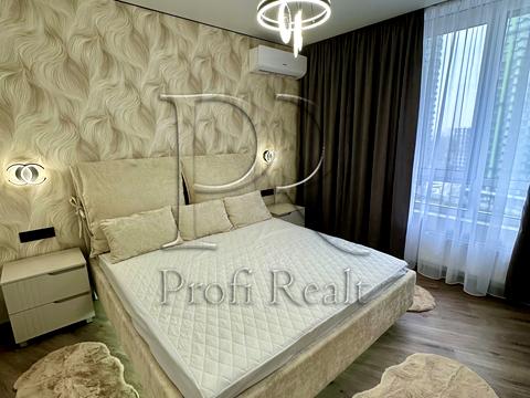 квартира за адресою Дніпровська набережна вул., 15-Д