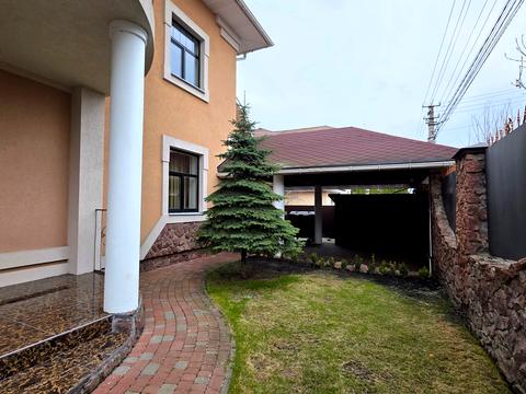 будинок за адресою Катерини Білокур вул.
