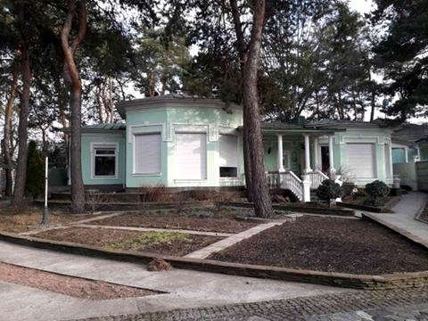 будинок за адресою Лісна