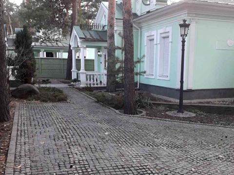 будинок за адресою Лісна