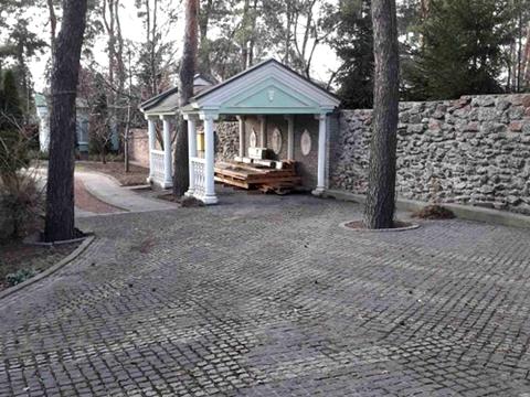 будинок за адресою Лісна