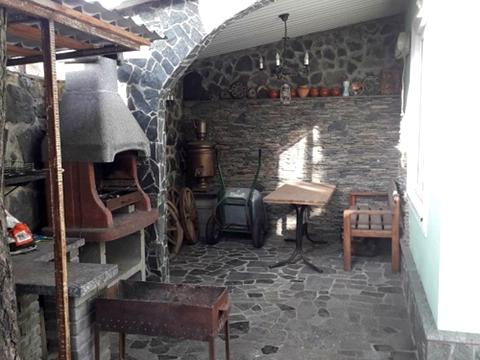 будинок за адресою Лісна