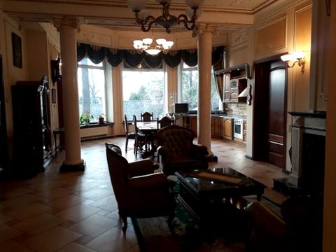 будинок за адресою Лісна