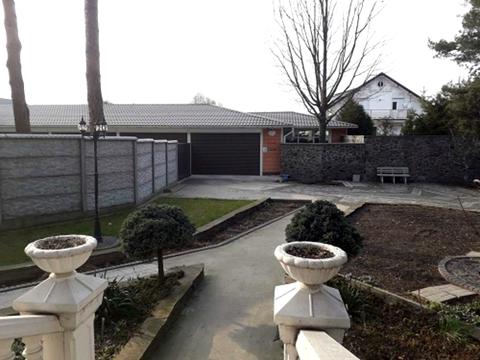 будинок за адресою Лісна