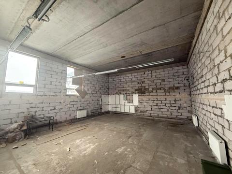 комерційна за адресою Польова, 1