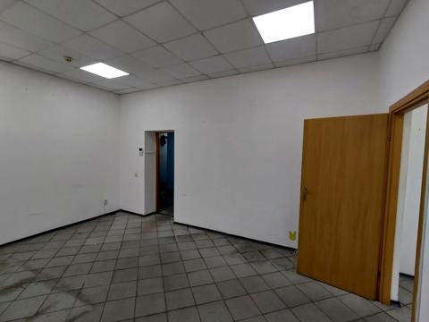 комерційна за адресою Героїв УПА вул., 73