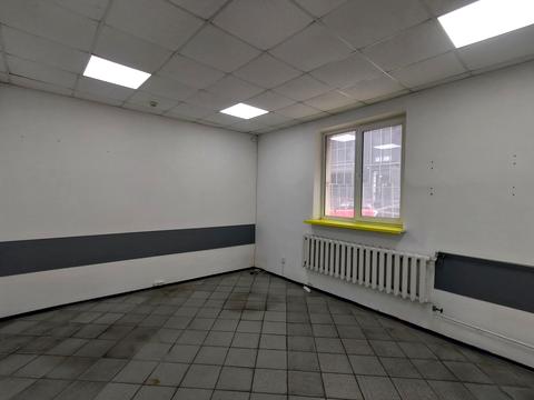 комерційна за адресою Героїв УПА вул., 73