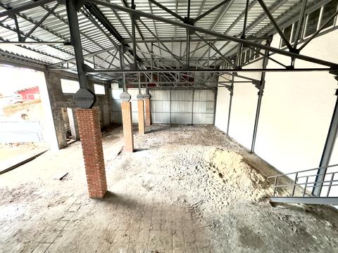 комерційна за адресою Ударників вул., 27