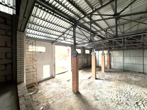 комерційна за адресою Ударників вул., 27