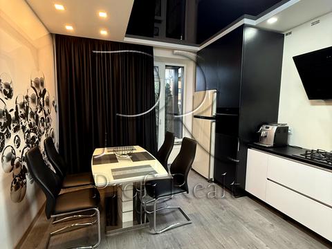 квартира за адресою Сергія Данченка вул., 12