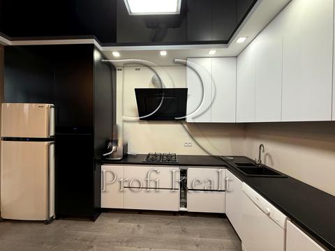 квартира за адресою Сергія Данченка вул., 12