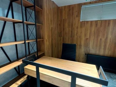 комерційна за адресою Валерія Самофалова вул. (Каманіна), 16а/2