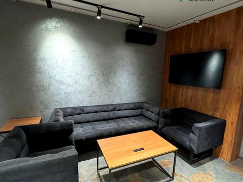 комерційна за адресою Валерія Самофалова вул. (Каманіна), 16а/2