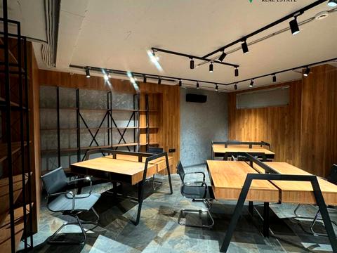 комерційна за адресою Валерія Самофалова вул. (Каманіна), 16а/2