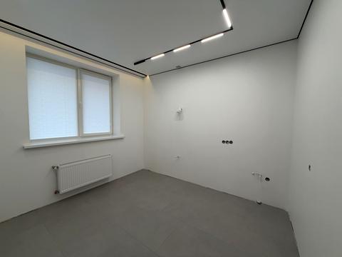 квартира за адресою Миру вул., 12