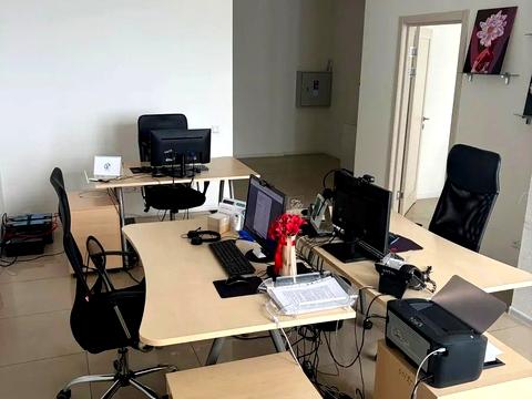 комерційна за адресою Трускавецька вул., 8