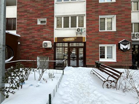 комерційна за адресою Балтійський пров., 23