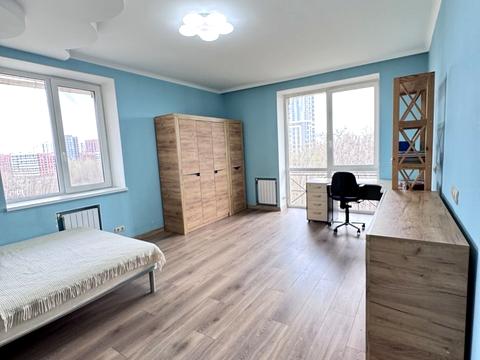 квартира за адресою Абрикосова вул., 14